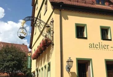 Brauhaus Rössle im Herzen von Neubulach mit Gaststätte, Biergarten und drei Wohneinheiten